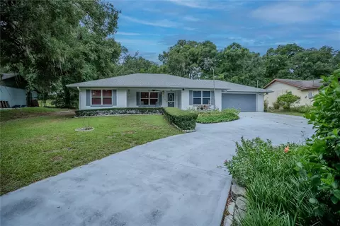 350 E Beach St, Groveland, FL 34736