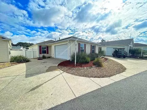 17807 SE 91st Freedom Ct, The Villages, FL 32162