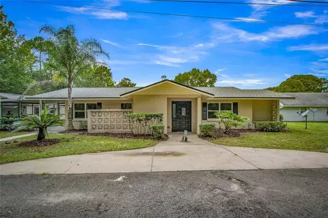 16528 Orange Ave, Umatilla, FL 32784