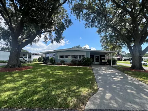 533 Hawthorne Blvd, Leesburg, FL 34748