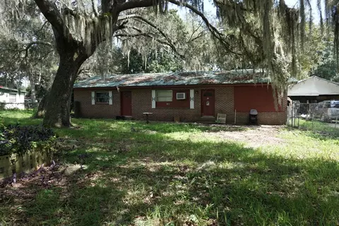 21079 SE Highway 42, Umatilla, FL 32784