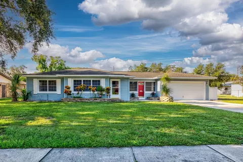 2668 Westland Rd, Mount Dora, FL 32757
