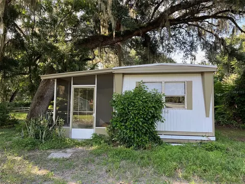 1568 Cr 434, Lake Panasoffkee, FL 33538