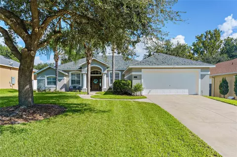 10403 Pleasant View Dr, Leesburg, FL 34788