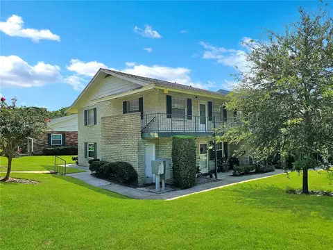 200 E 10th Ave #14, Mount Dora, FL 32757 photo 1
