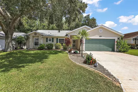 25344 Crestwater Dr, Leesburg, FL 34748