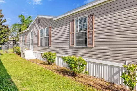 14201 Goldrush Ct, Astatula, FL 34705