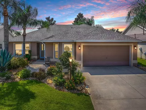 616 Cokesbury Dr, The Villages, FL 32162