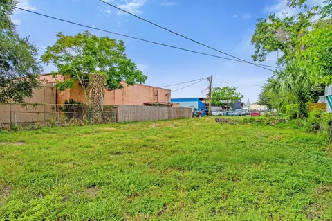 16 Wilson Ct, Orlando, FL 32805
