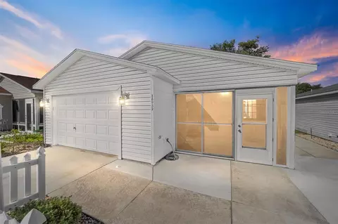 16952 SE 81st Charlesfort Ave, The Villages, FL 32162