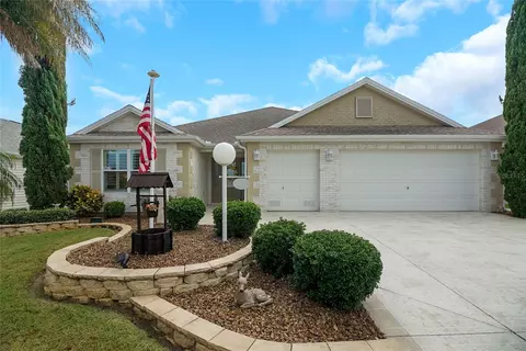 2411 Adelphi Ave, The Villages, FL 32162