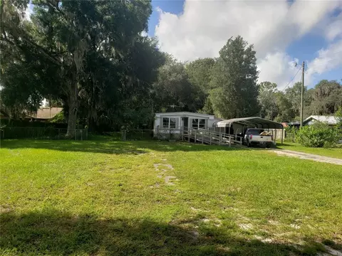 1099 Cr 479, Lake Panasoffkee, FL 33538