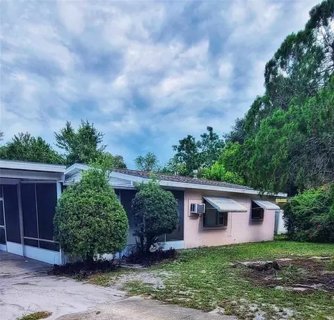 1114 Golden Isle Dr, Mount Dora, FL 32757