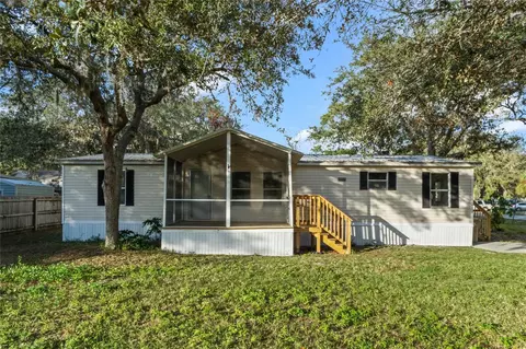 34617 Treasure Cove Rd, Leesburg, FL 34788
