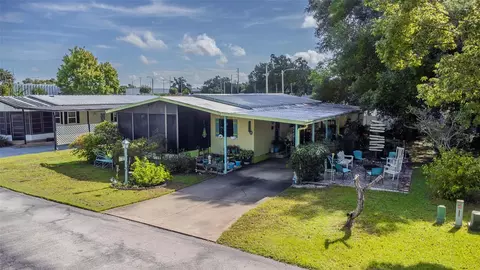 2002 Montclair Rd, Leesburg, FL 34748
