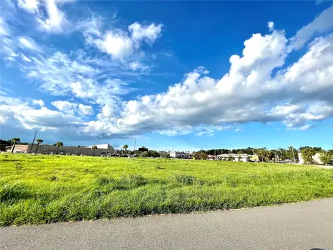 729 N 14th St Us Hwy 27, Leesburg, FL 34748