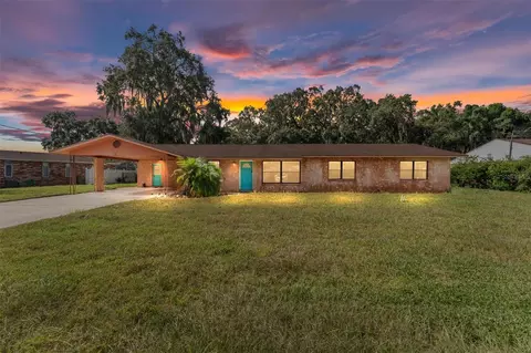 1003 N Shore Dr, Leesburg, FL 34748