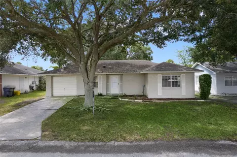34 Cedar Dr, Davenport, FL 33837