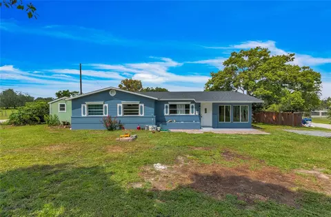 540 E Beach St, Groveland, FL 34736