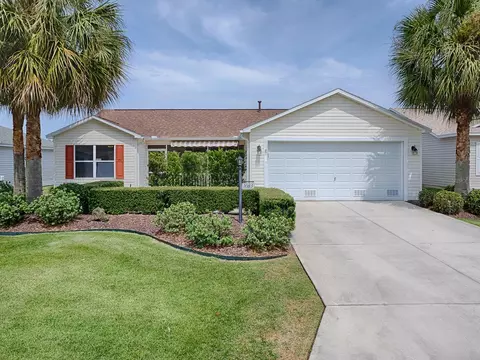 1083 Golden Grove Dr, The Villages, FL 32162