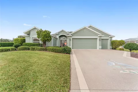 1733 Sanderling St, The Villages, FL 32162