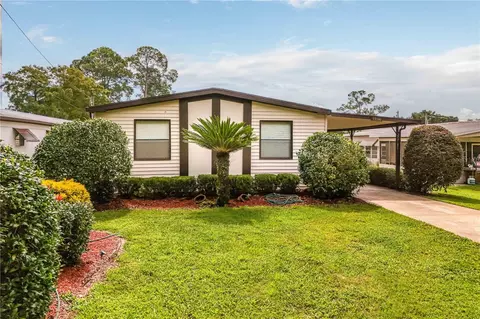 13516 Palm Dr, Astatula, FL 34705