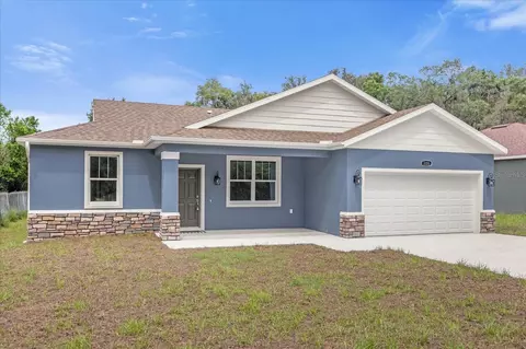2220 Harlem Ave, Leesburg, FL 34748
