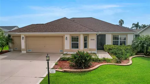 1863 Union Pl, The Villages, FL 32162
