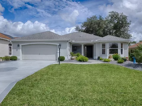 1807 Chisholm Pl, Lady Lake, FL 32159