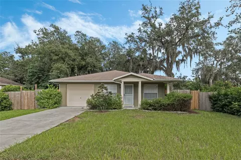 333 Midway Ave, Mascotte, FL 34753