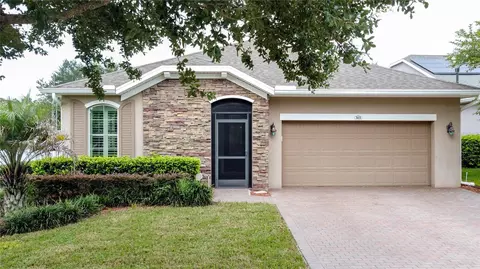 303 Silver Maple Rd, Groveland, FL 34736