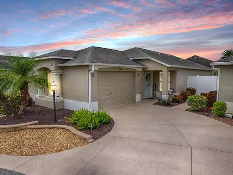 2084 Woodbreeze Pl, The Villages, FL 32162