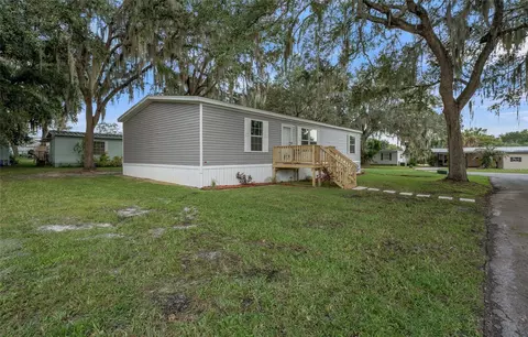 5585 Hancock Dr, Wildwood, FL 34785