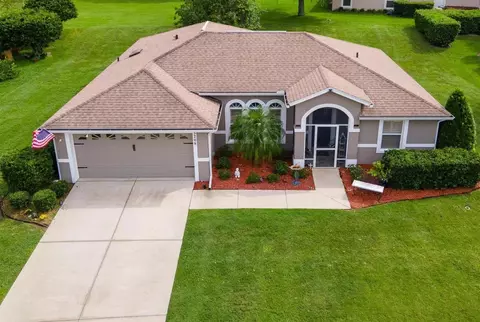 5208 Grove Mnr, Lady Lake, FL 32159