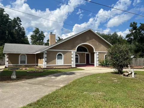 1150 Cr 442, Lake Panasoffkee, FL 33538