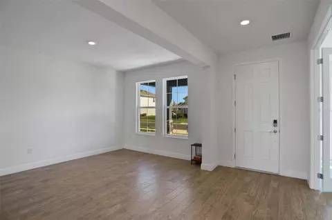 Living - 7454 Sea Manatee St, Parrish, FL 34219 photo 4 of 4