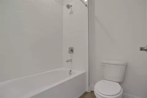 Bath - 7454 Sea Manatee St, Parrish, FL 34219 photo 1 of 6