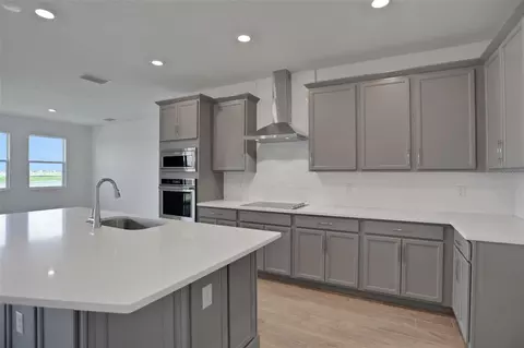 Kitchen - 7454 Sea Manatee St, Parrish, FL 34219 photo 3 of 3