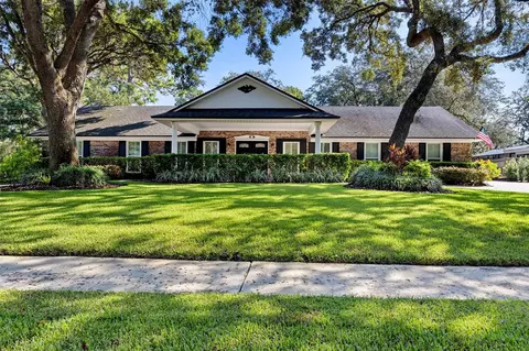 201 Buttonwood Dr, Longwood, FL 32779
