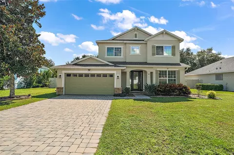 13012 Yale Bluff Dr, Grand Island, FL 32735