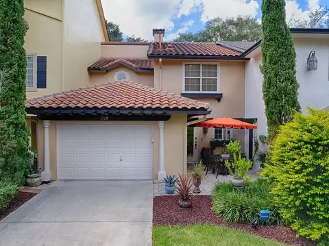 1118 Avenida De Las Casas, The Villages, FL 32159