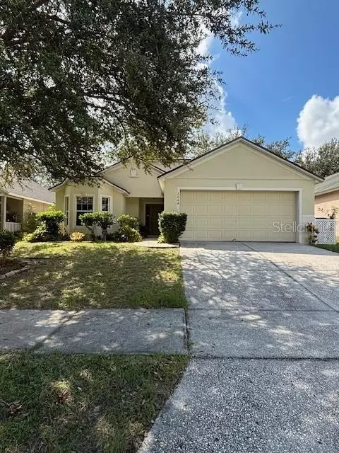 2064 Newtown Rd, Groveland, FL 34736