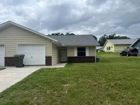 207 Fern Ct, Leesburg, FL 34748