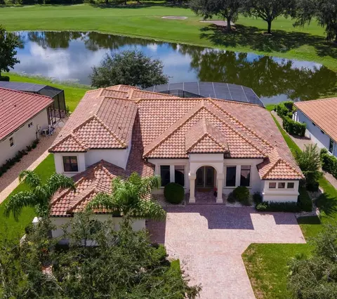 26317 Avenida Las Colinas, Howey In The Hills, FL 34737
