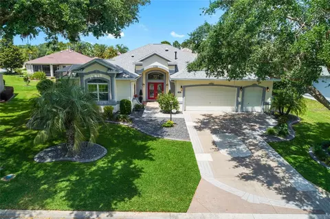 17681 SE 88th Covington Cir, The Villages, FL 32162
