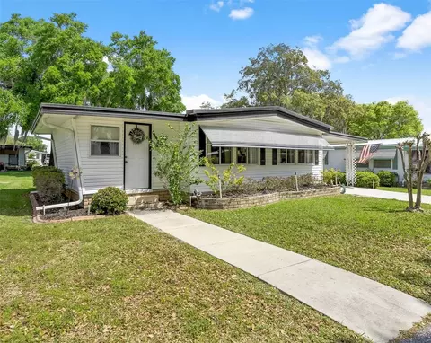 203 Jacaranda Dr, Leesburg, FL 34748