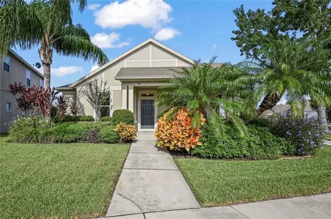 901 Egrets Landing Way, Groveland, FL 34736