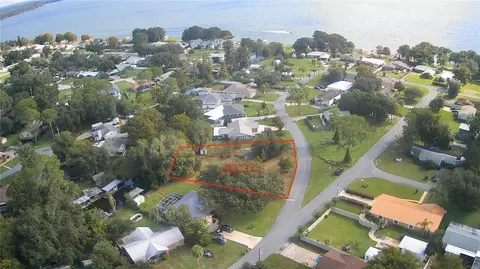 12075 Virginia Dr, Leesburg, FL 34788