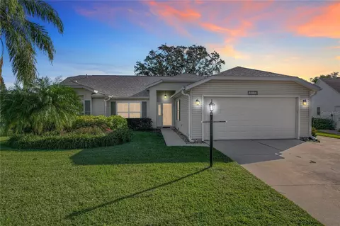 3913 River Crest Cir, Leesburg, FL 34748