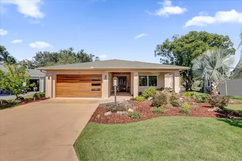733 Turnberry Ln, The Villages, FL 32159